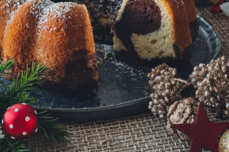 Weihnachtlicher Marmorkuchen