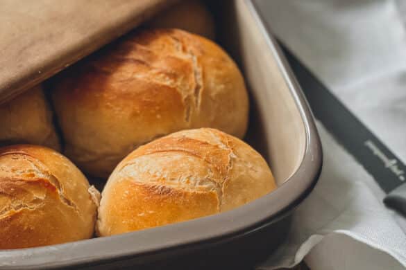 Rustikales Dinkel-Joghurt-Brot Für Süßes Oder Herzhaftes - Ines-kocht.de